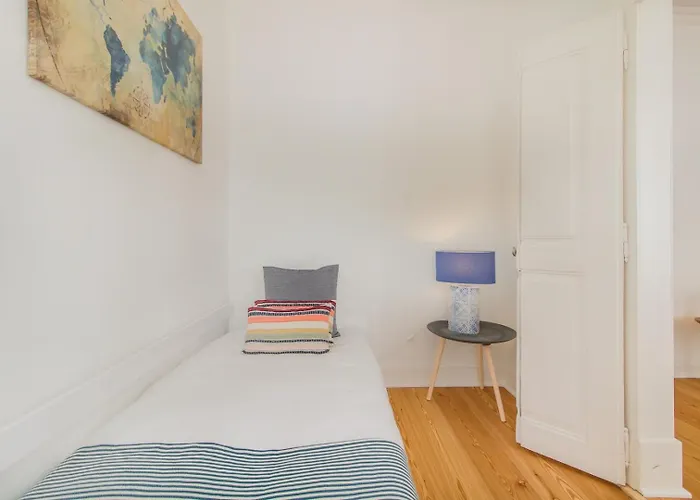 Trendy Flat, In Picturesque Graca Lisboa