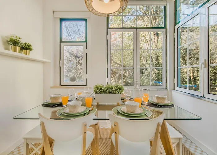 Trendy Flat, In Picturesque Graca Διαμέρισμα *