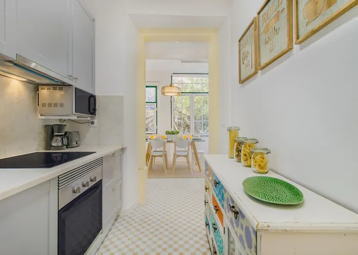 Trendy Flat, In Picturesque Graca Lisboa