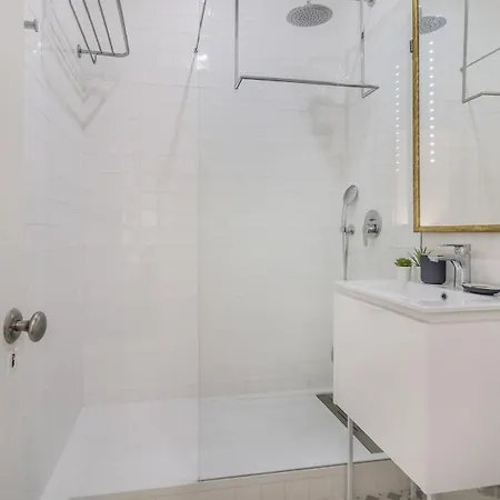 Apartment Trendy Flat, In Picturesque Graca *