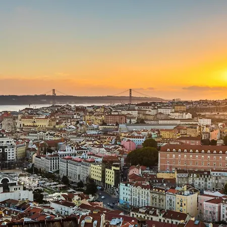 Apartment Trendy Flat, In Picturesque Graca Lisbon